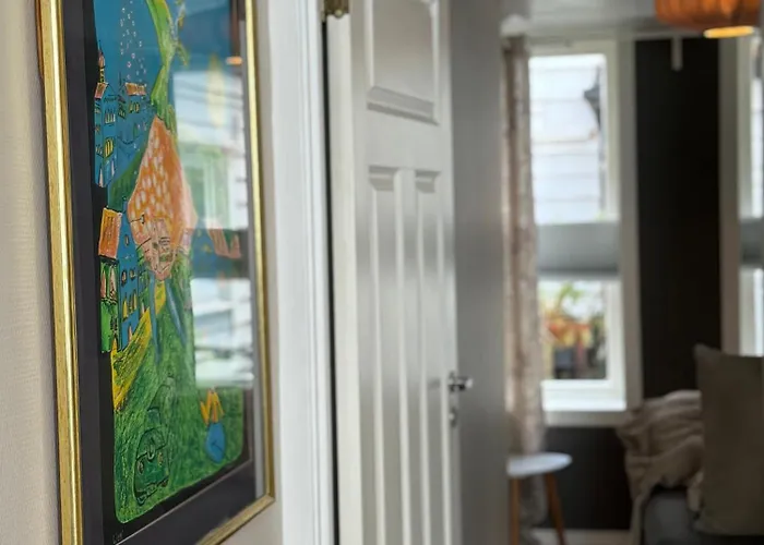 Апартаменты The Dreamhouse - Inner Center - Old Town *